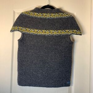 Diesel Wool Knit Sleeveless Vest – Made in Italy (M) Grey Yellow and blue